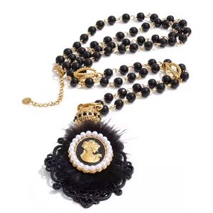 Sara Sotti Elegant Black and Gold Cameo Mink Pendant Long Necklace
